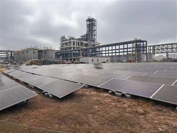 Balastowany system montażu słonecznego płaskiego dachu